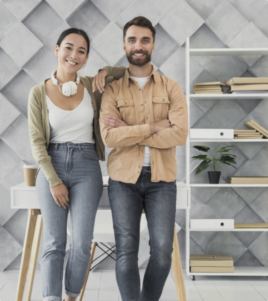Pareja imaginando su futuro hogar